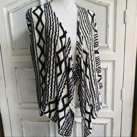 CHICOS PERFECT COTTON BLEND SUMMER AZTEC WRAP - Picture 5 of 8